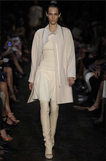 leather leggings vb nyfw
