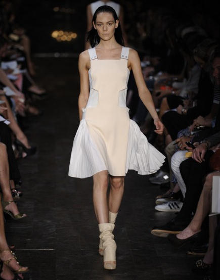 swing dress vb nyfw