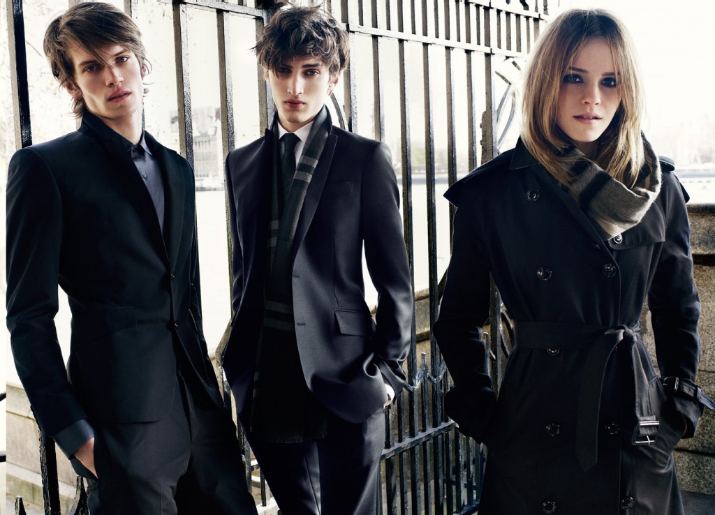 Burberry - Tweetwalk